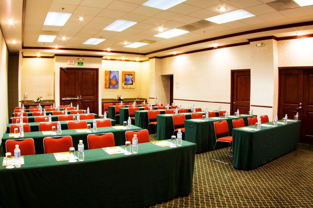 Courtyard By Marriott San Luis Potosi Otel Dış mekan fotoğraf