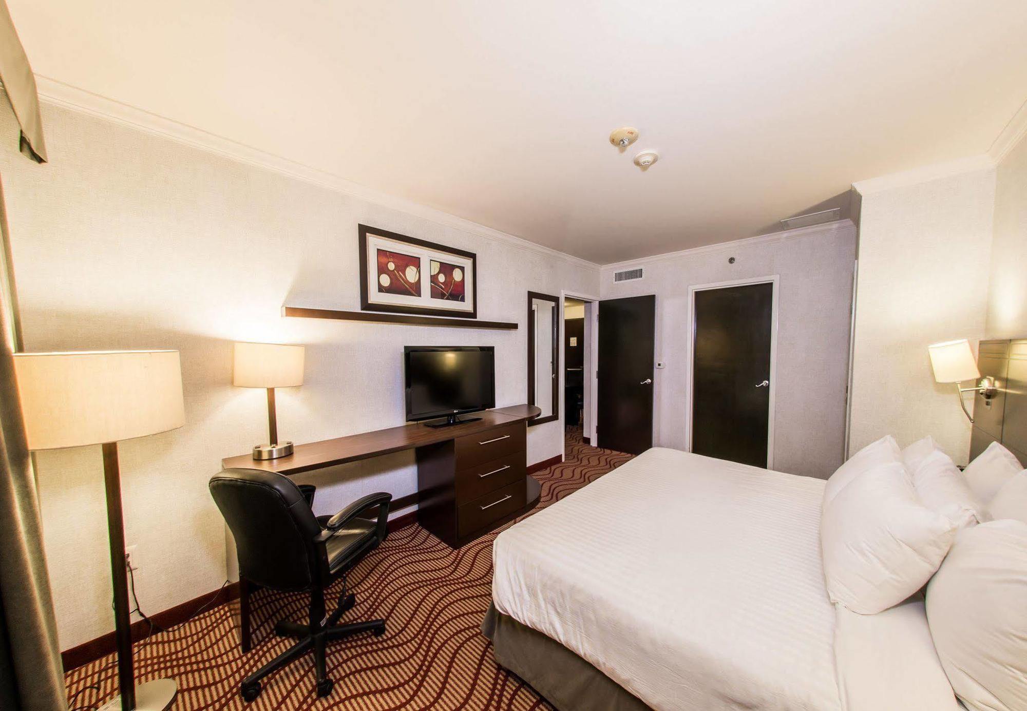 Courtyard By Marriott San Luis Potosi Otel Dış mekan fotoğraf